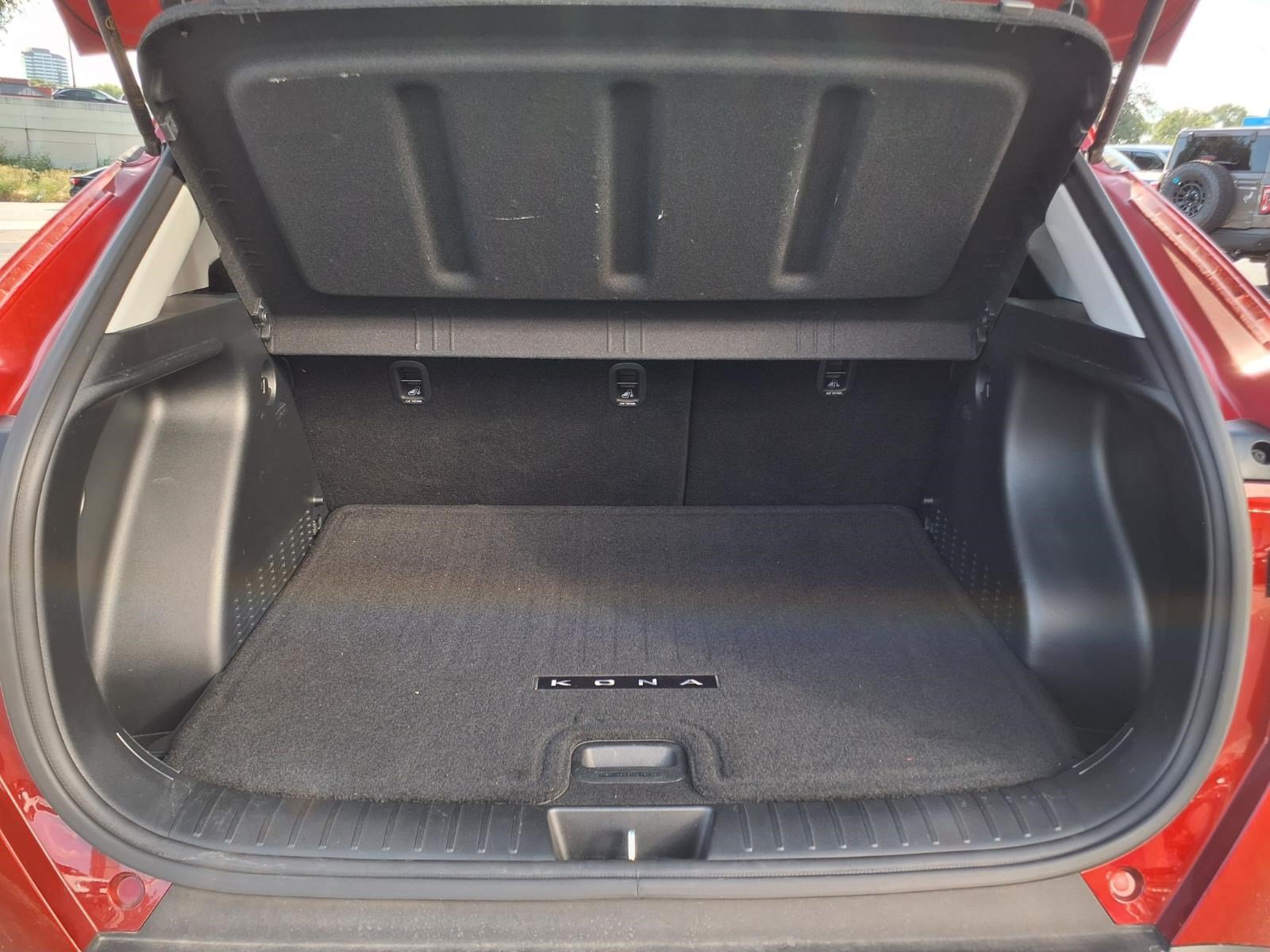 Used 2025 Hyundai Kona SEL FWD image 10