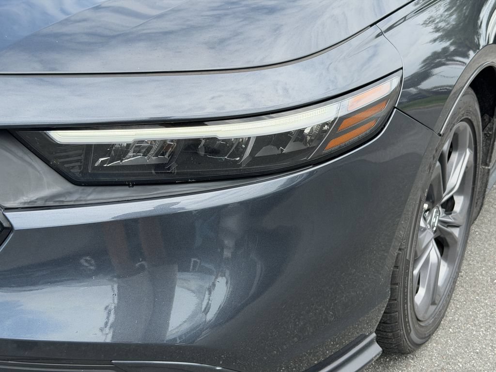Used 2023 Honda Accord EX image 11