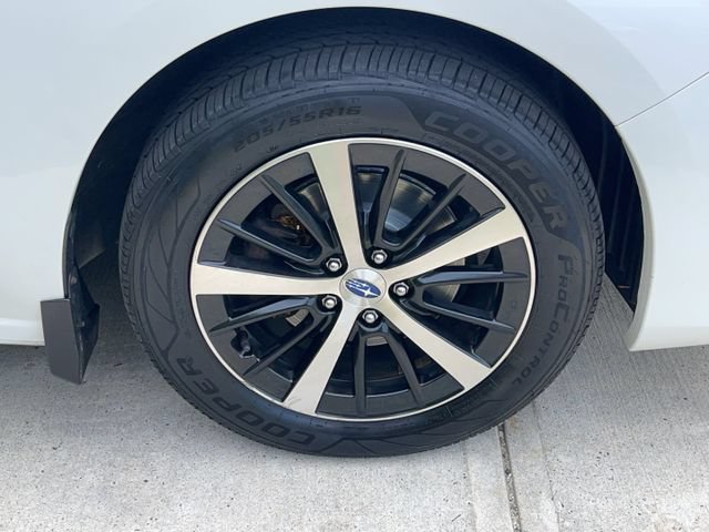 Used 2019 Subaru Impreza 2.0i Premium AWD/4WD image 9