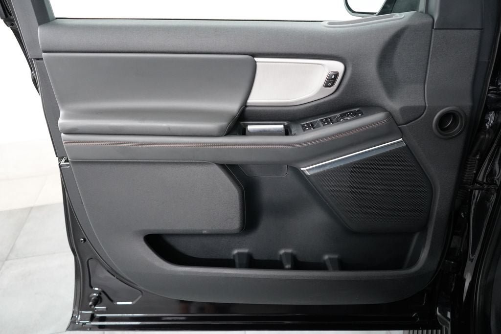 Certified 2025 Ford Expedition Max Active AWD/4WD image 16