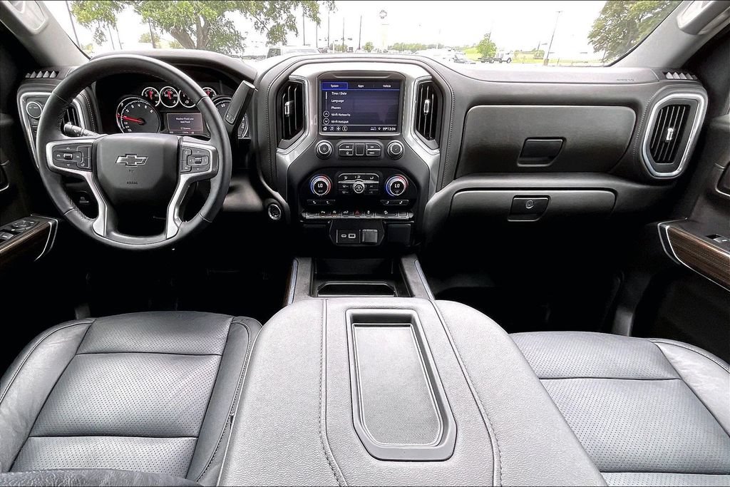 Used 2022 Chevrolet Silverado 1500 RST w/ Safety Package AWD/4WD image 7