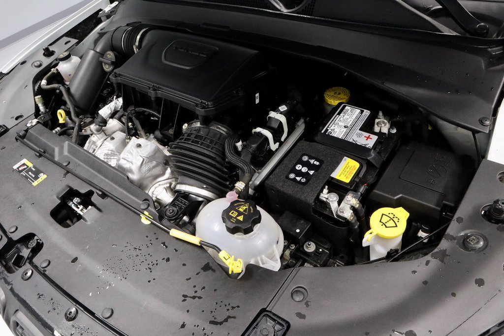 Used 2024 Jeep Compass Trailhawk w/ Trailer Tow Group image 17