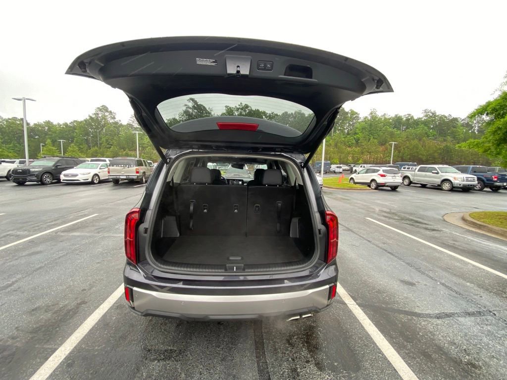 Used 2025 Kia Telluride S FWD image 29