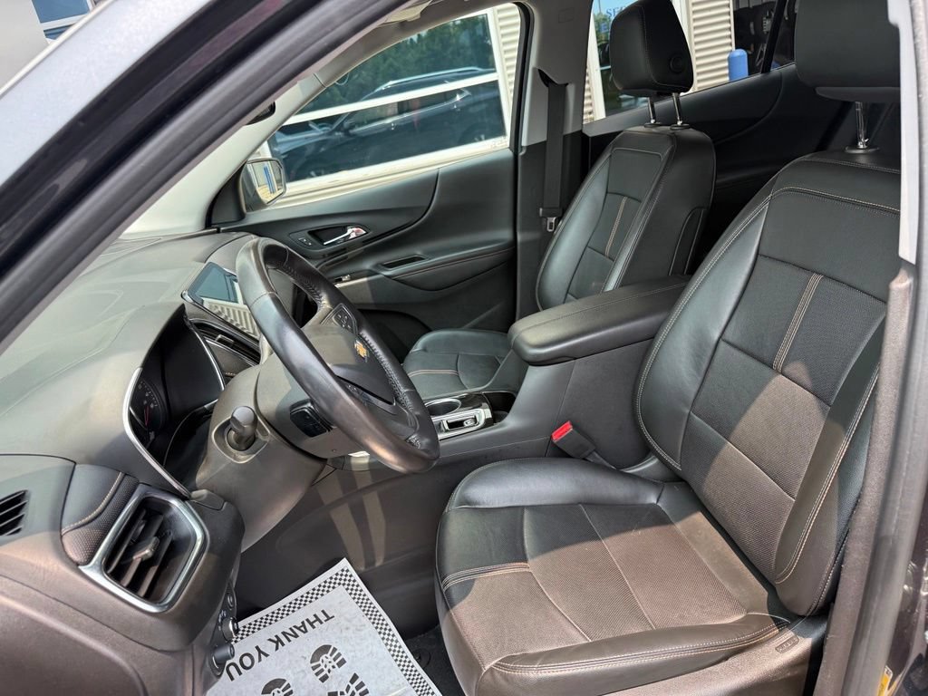 Used 2022 Chevrolet Equinox Premier w/ LPO, Floor Liner Package FWD image 23