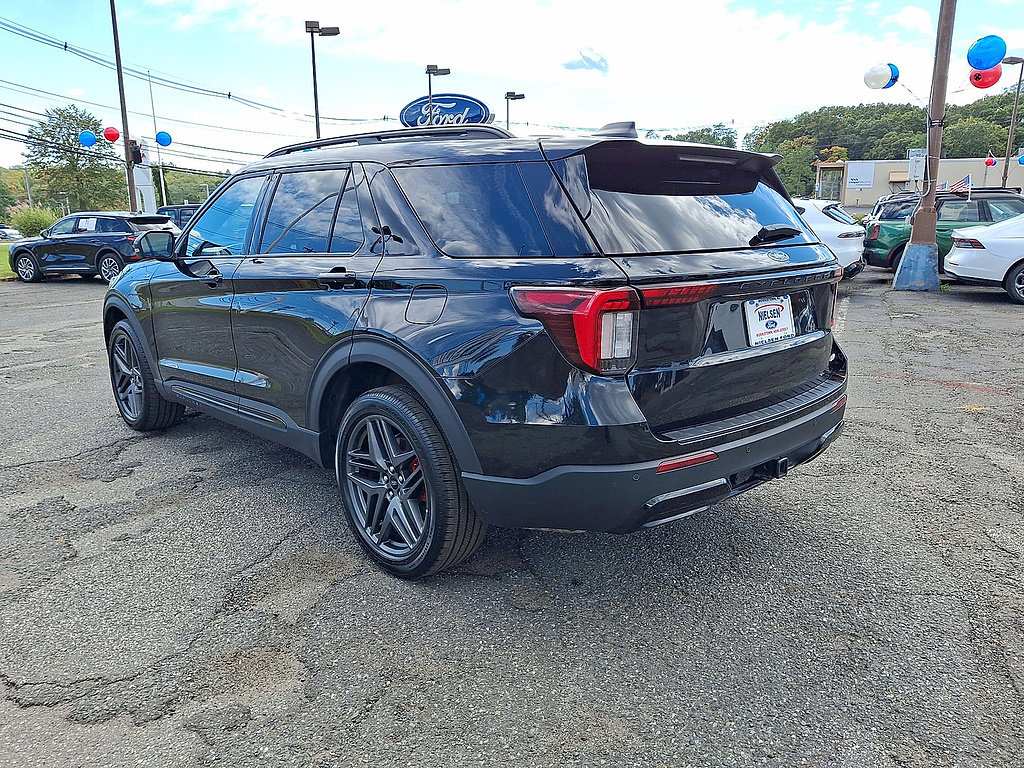 Certified 2025 Ford Explorer ST-Line w/ ST-Line Street Pack AWD/4WD image 6