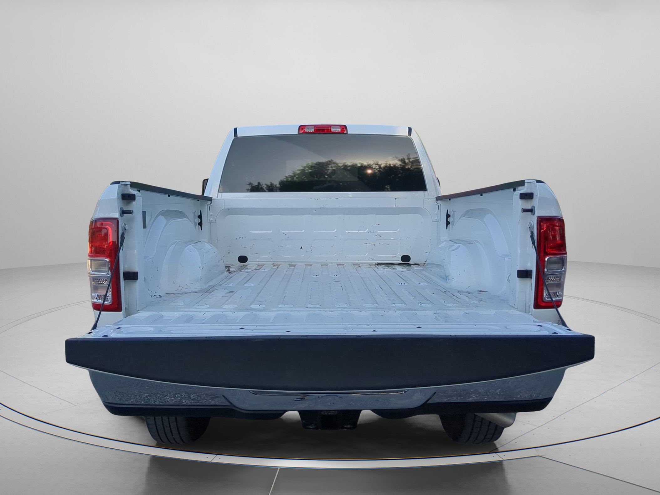 Used 2024 RAM 2500 Big Horn AWD/4WD image 46