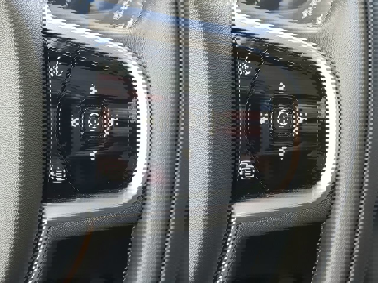 Used 2020 Volvo XC90 T6 Inscription image 25