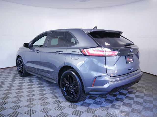 Certified 2022 Ford Edge ST-Line w/ Cold Weather Package AWD/4WD image 6