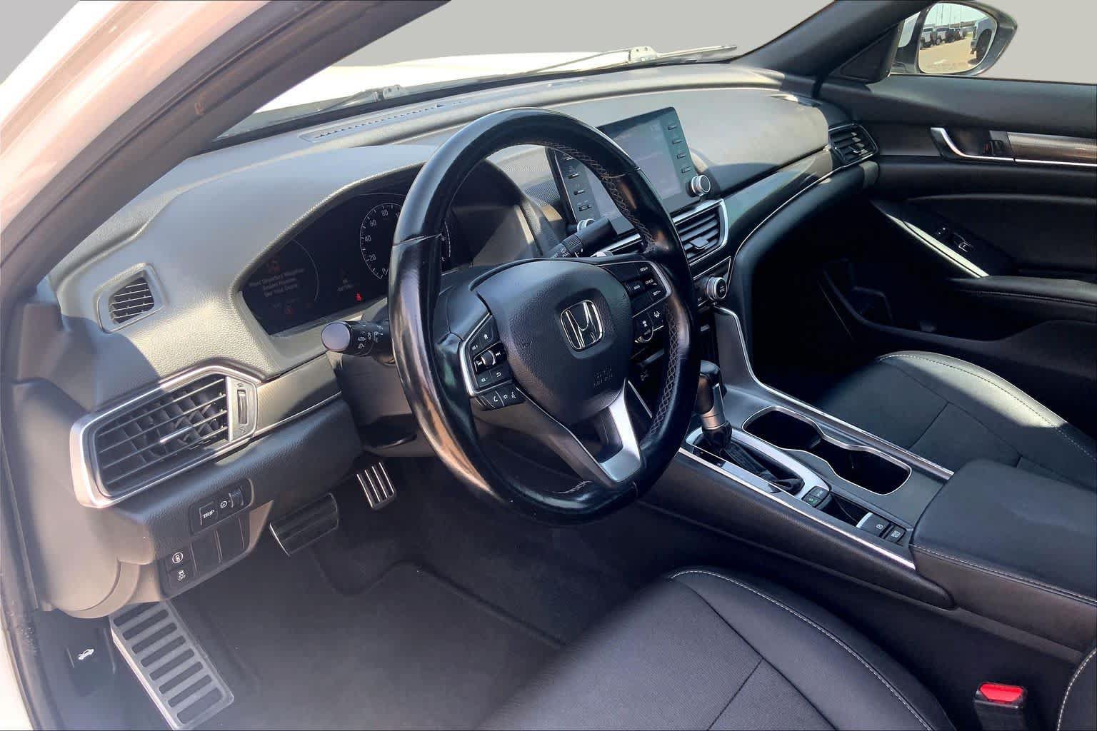 Used 2020 Honda Accord Sport image 18