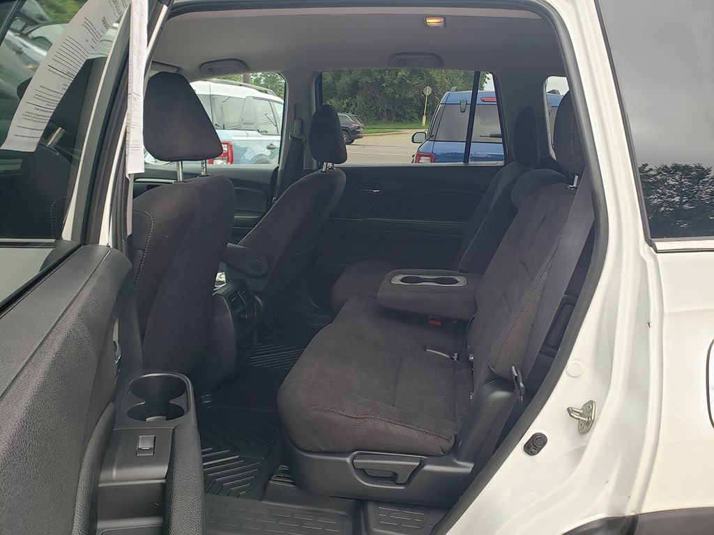Used 2020 Honda Pilot LX image 11