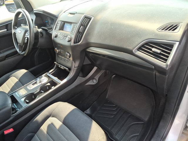 Certified 2019 Ford Edge SE FWD image 24