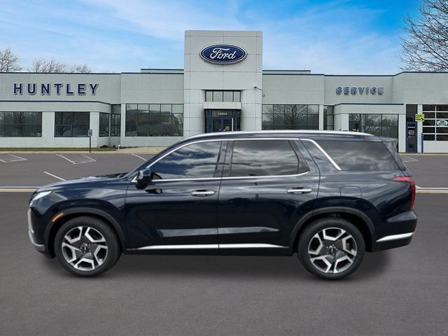 Used 2023 Hyundai Palisade Limited w/ Cargo Package AWD/4WD image 6