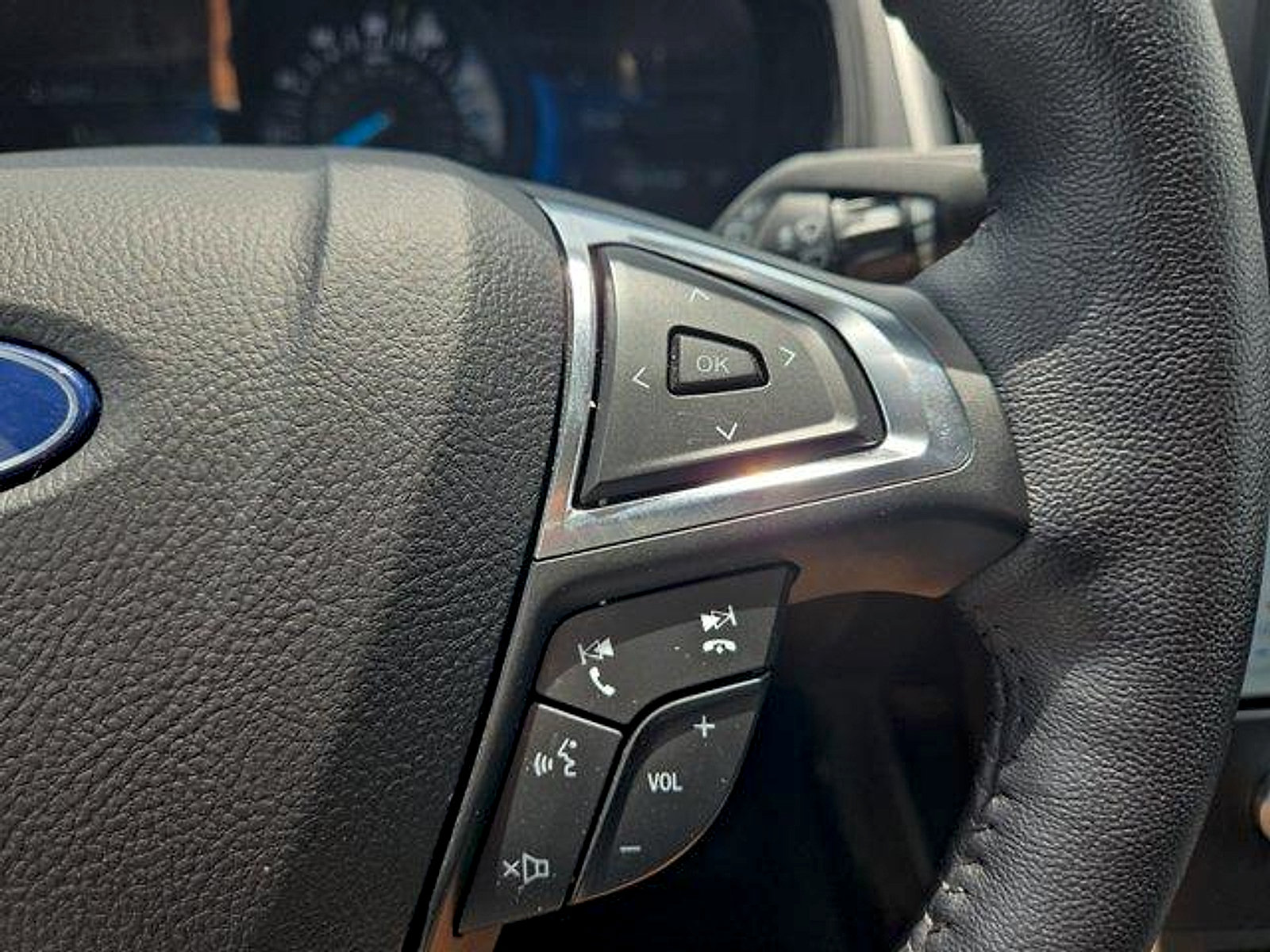 Certified 2023 Ford Edge SEL w/ Convenience Package AWD/4WD image 15