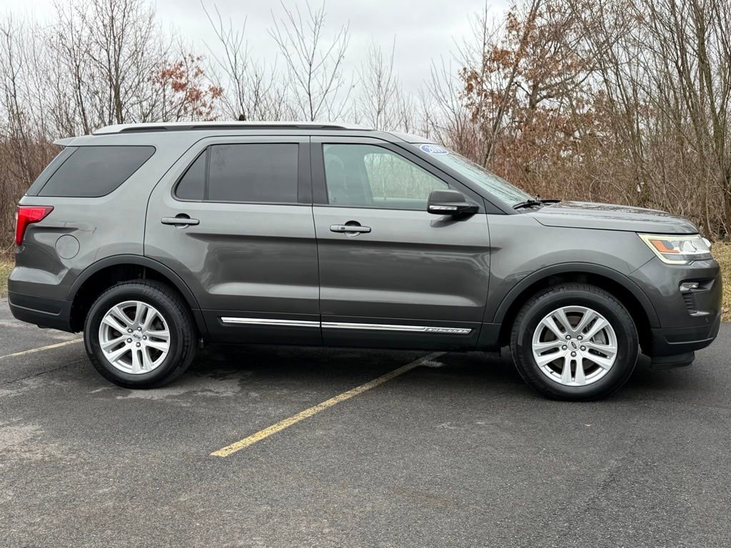Certified 2019 Ford Explorer XLT w/ Equipment Group 201A image 28