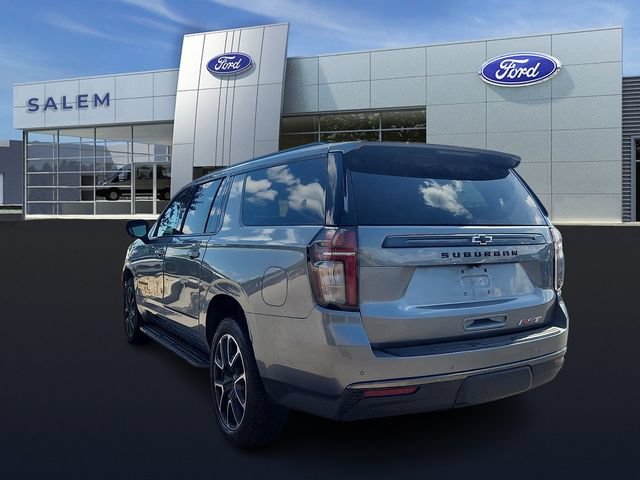 Used 2021 Chevrolet Suburban RST w/ Luxury Package AWD/4WD image 4