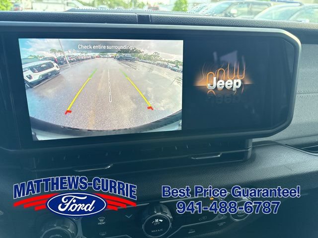 Used 2024 Jeep Wrangler Unlimited Sport AWD/4WD image 18