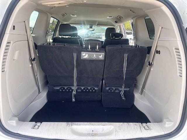 Used 2020 Chrysler Pacifica Touring-L FWD image 17