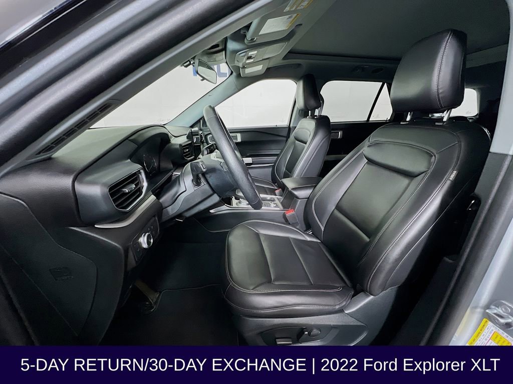 Certified 2022 Ford Explorer XLT w/ Equipment Group 202A AWD/4WD image 13