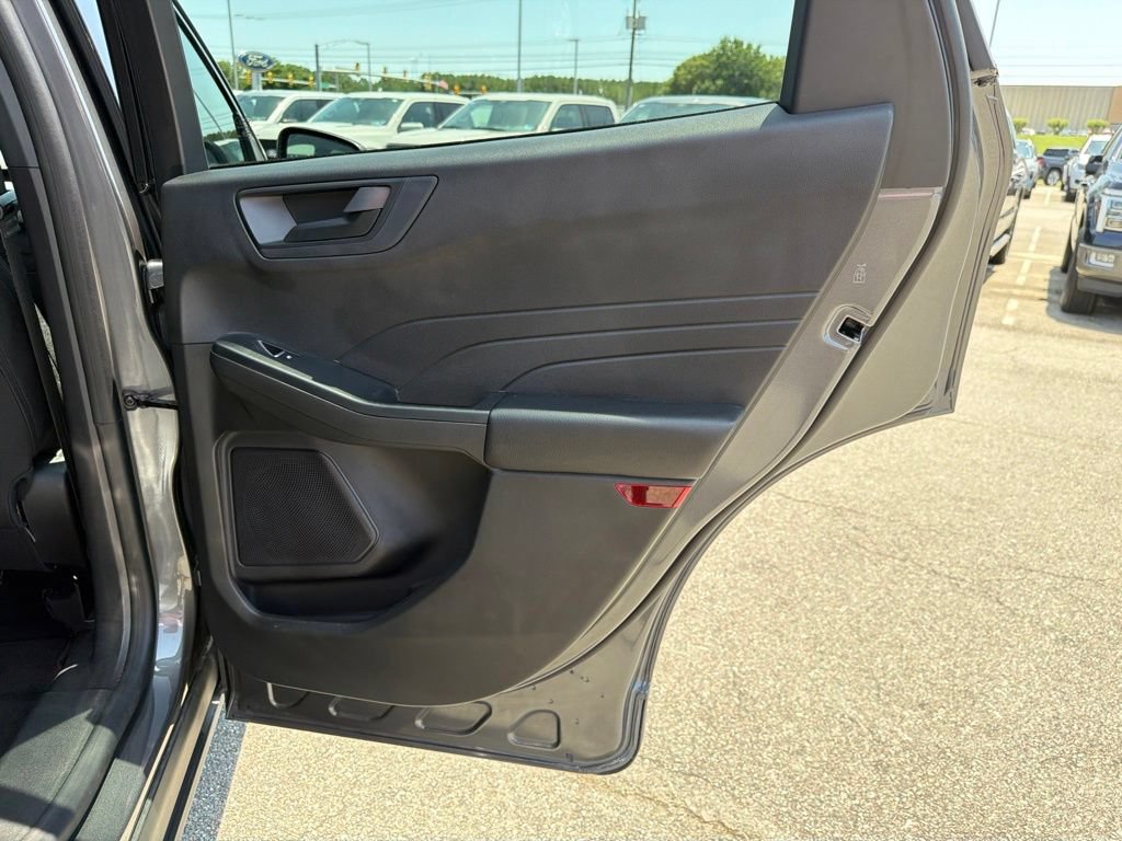 Certified 2023 Ford Escape Active FWD image 21