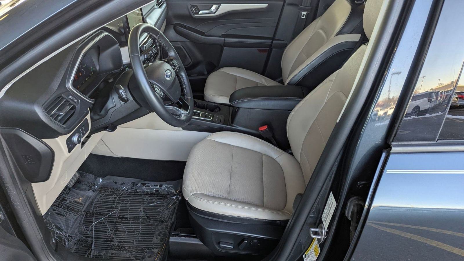 Certified 2022 Ford Escape SEL w/ Technology Package image 24