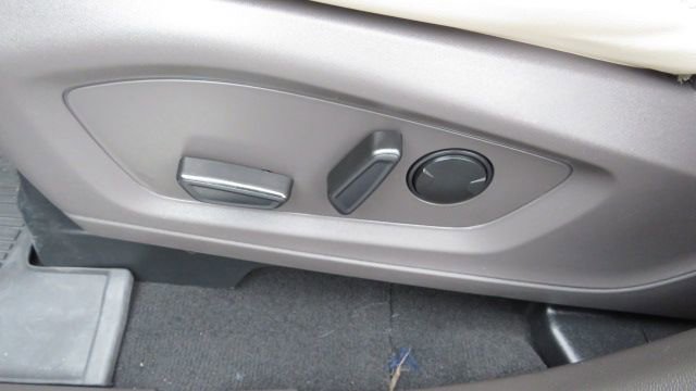 Certified 2023 Ford Explorer Platinum w/ Technology Package image 18