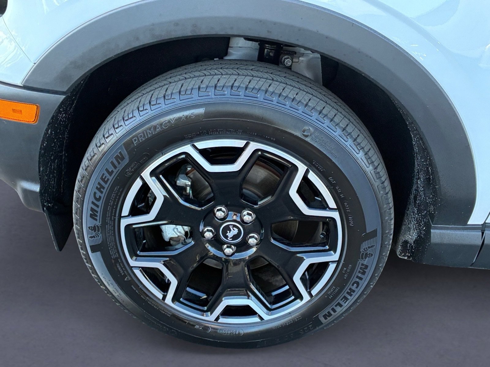 Certified 2025 Ford Bronco Sport Outer Banks w/ Outer Banks Tech Package+ AWD/4WD image 9