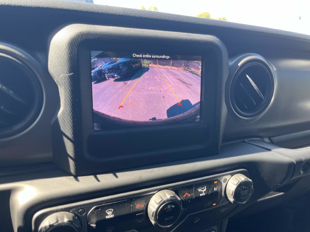 Used 2021 Jeep Wrangler Sport AWD/4WD image 36