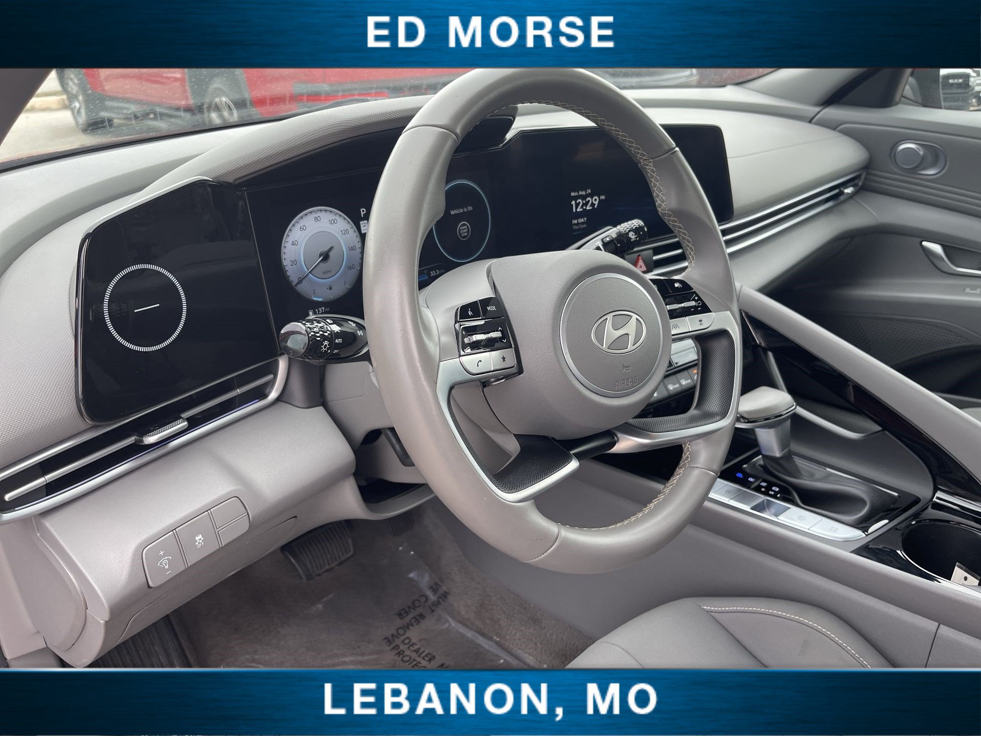 Used 2025 Hyundai Elantra SEL FWD image 10