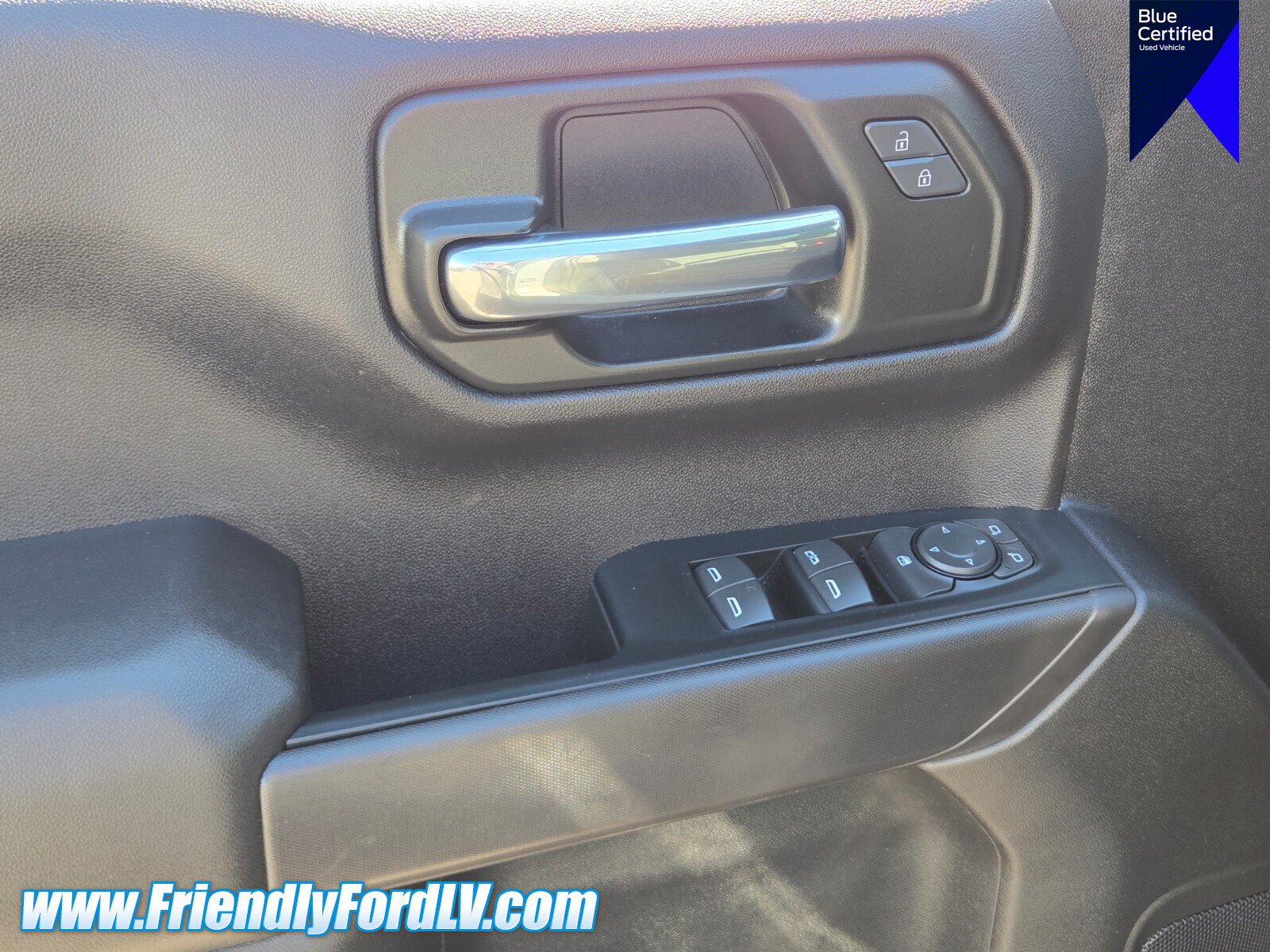 Used 2024 Chevrolet Silverado 1500 Custom Trail Boss AWD/4WD image 18