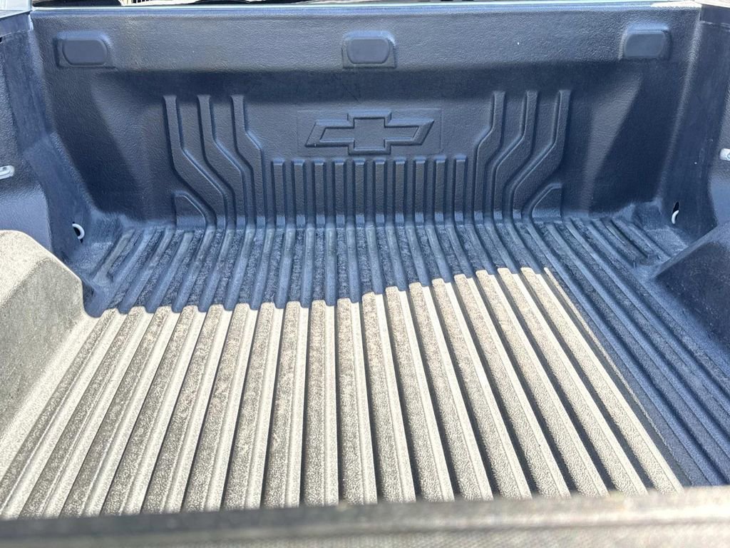 Used 2022 Chevrolet Silverado 1500 Custom RWD image 7