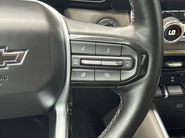Used 2023 Chevrolet Colorado ZR2 w/ ZR2 Convenience Package III AWD/4WD image 18