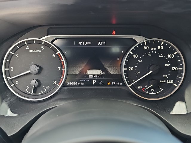 Used 2024 Nissan Rogue SV FWD image 22