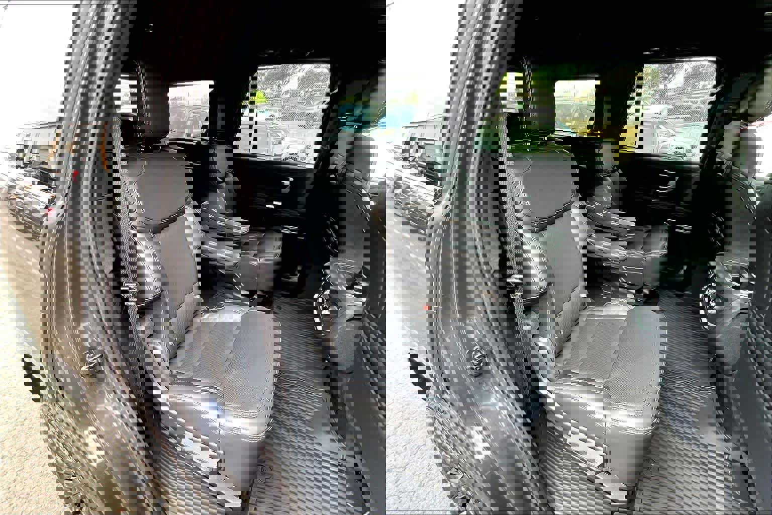 Certified 2025 Ford Expedition Platinum w/ Stealth Appearance Package image 21