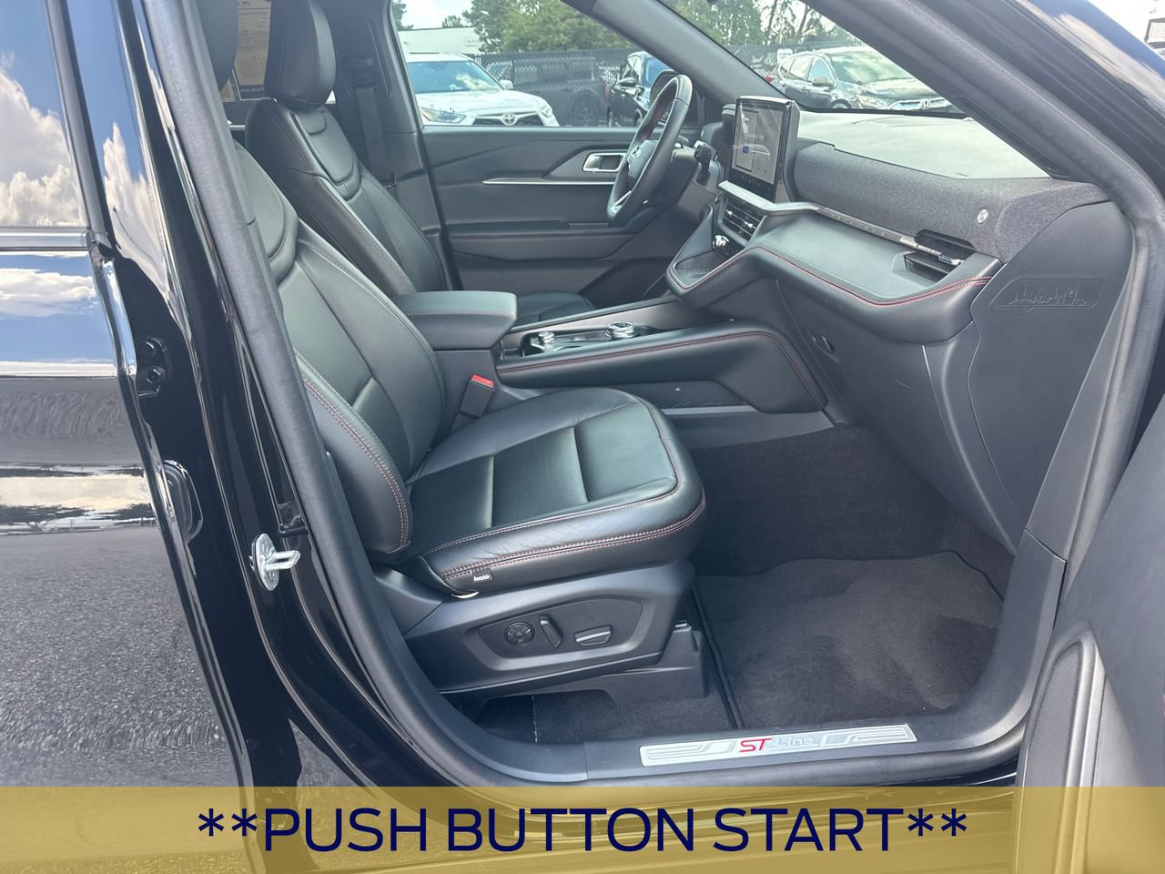 Certified 2025 Ford Explorer ST-Line w/ Premium Package RWD image 15