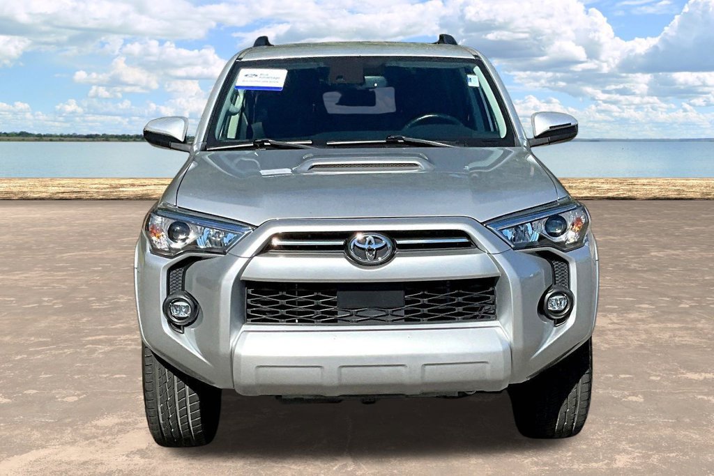 Used 2021 Toyota 4Runner TRD Off-Road AWD/4WD image 2