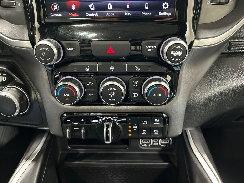 Used 2021 RAM 1500 Big Horn AWD/4WD image 23