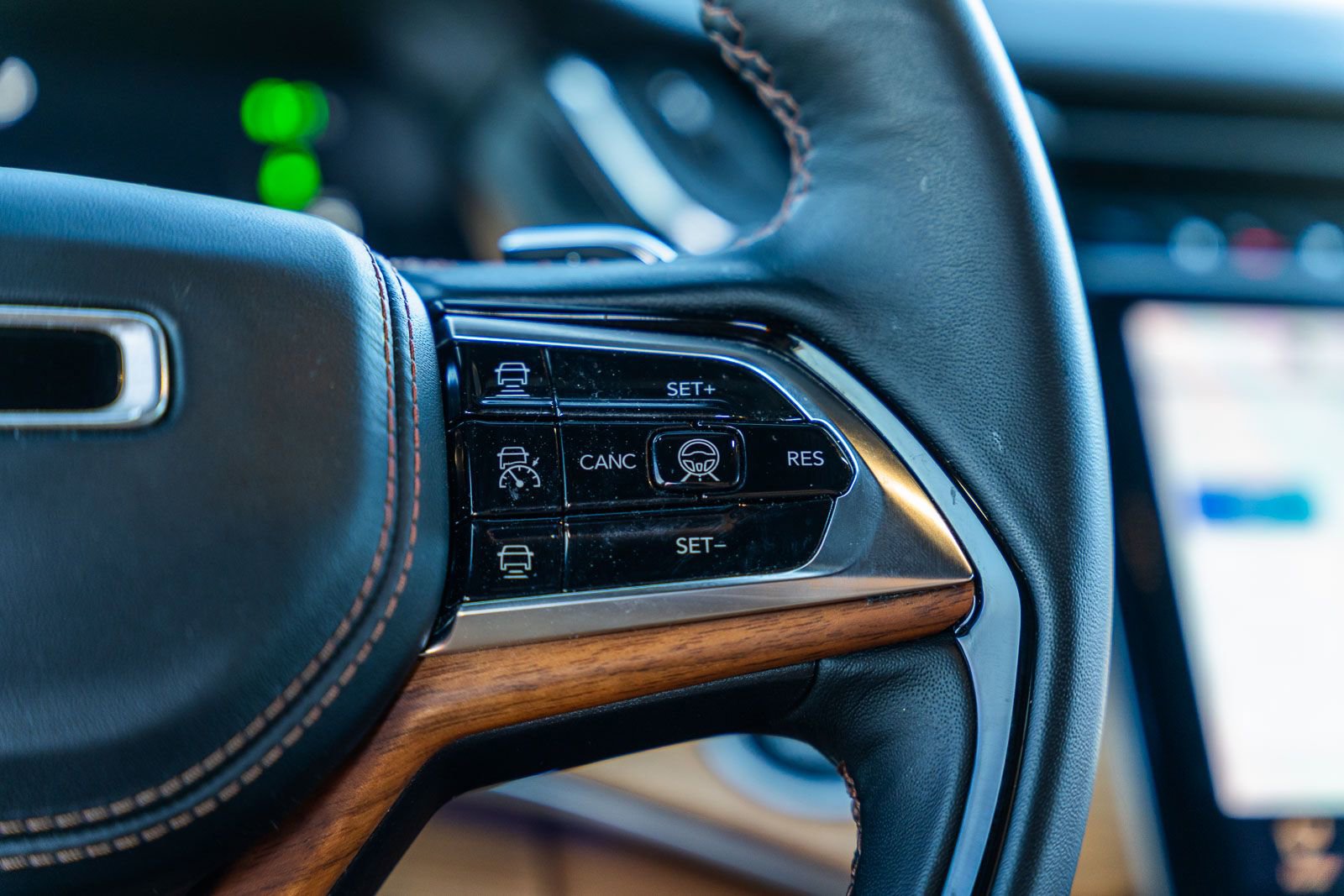 Used 2022 Jeep Grand Cherokee Summit image 42