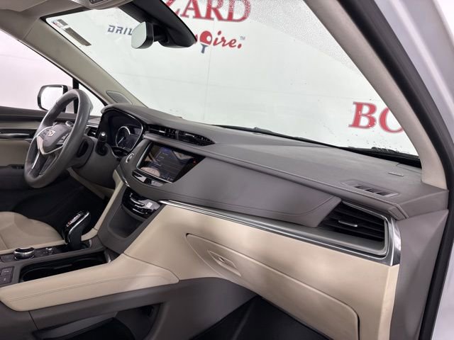 Used 2023 Cadillac XT5 Premium Luxury image 17