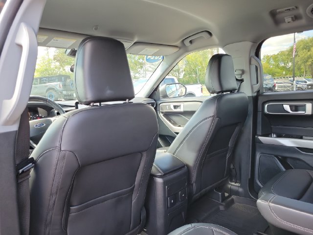 Certified 2024 Ford Explorer XLT w/ Equipment Group 202A AWD/4WD image 28