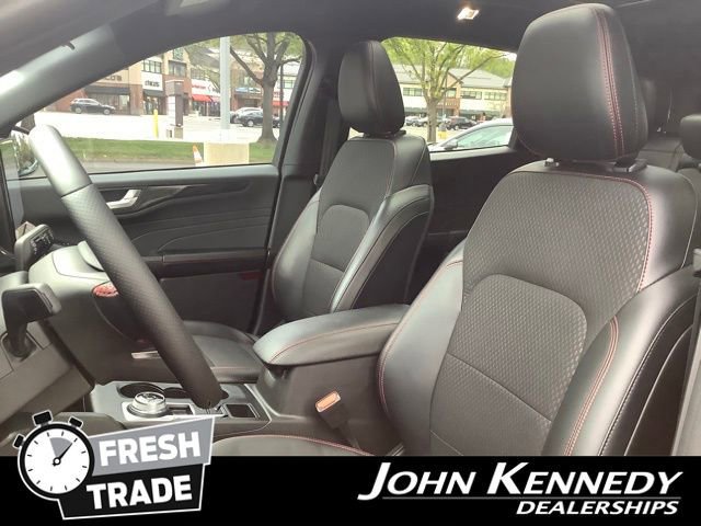 Certified 2023 Ford Escape ST-Line w/ Tech Pack #1 AWD/4WD image 12