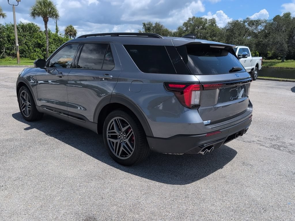 Certified 2025 Ford Explorer ST w/ Sun And Sound Package RWD image 5
