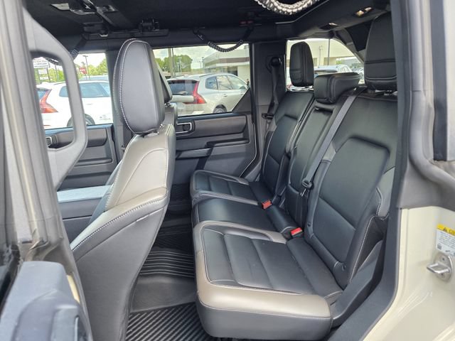 Certified 2025 Ford Bronco Outer Banks AWD/4WD image 16