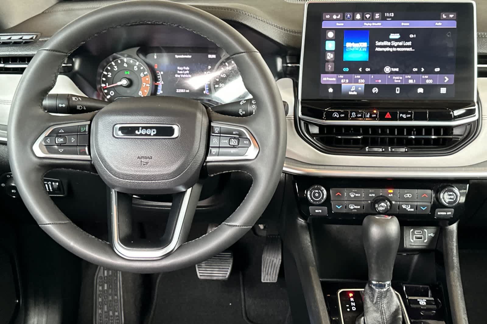 Used 2025 Jeep Compass Limited AWD/4WD image 14