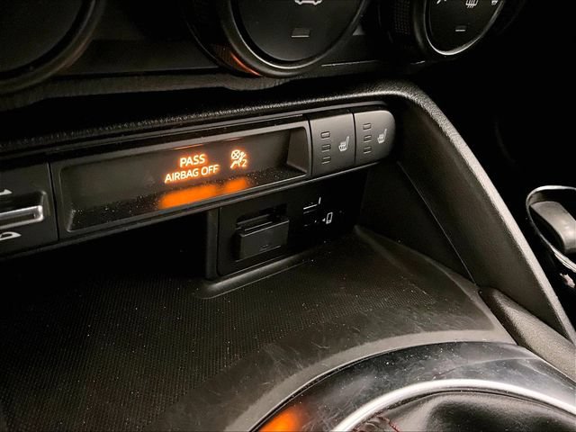 Used 2019 MAZDA MX-5 Miata RF Club RWD image 29