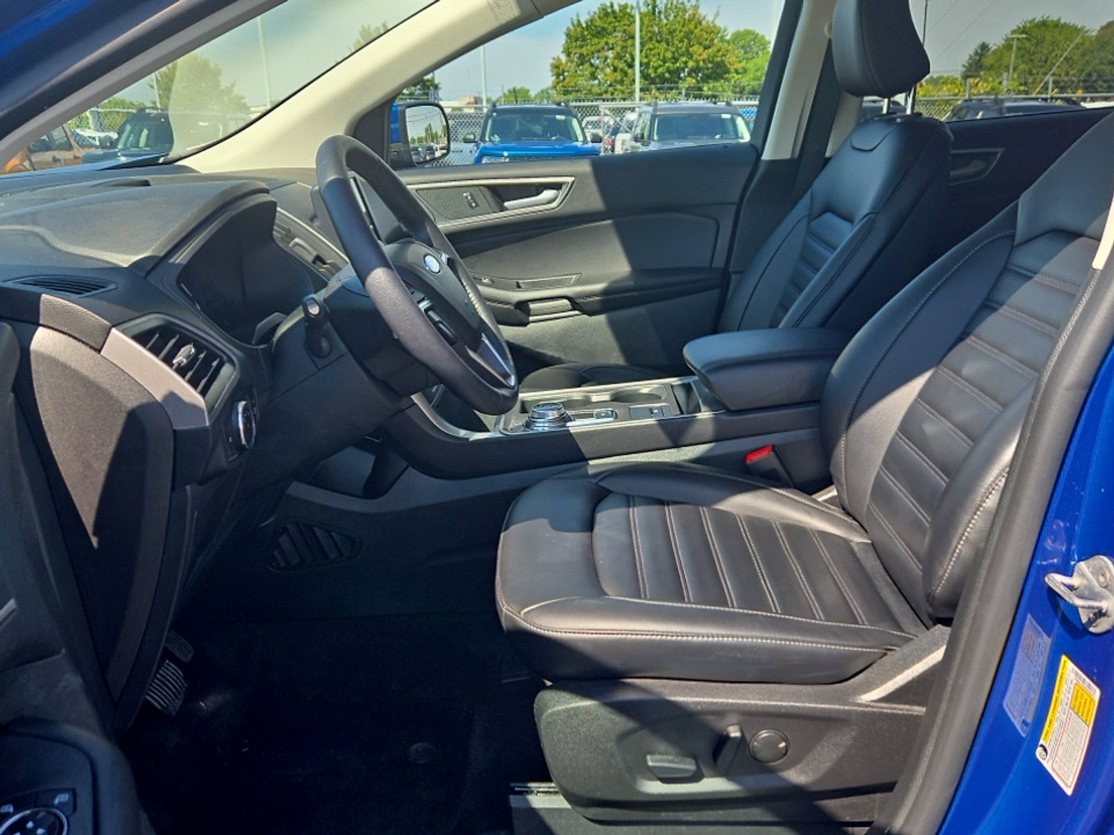 Certified 2023 Ford Edge SEL w/ Convenience Package AWD/4WD image 11
