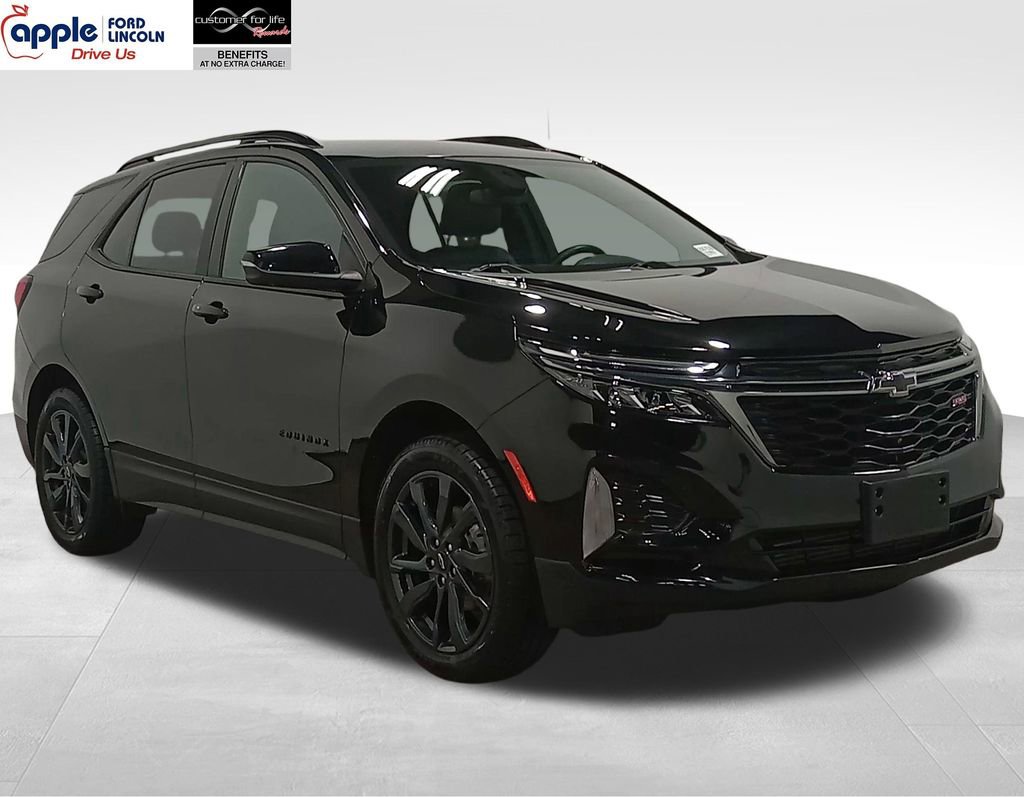 Used 2023 Chevrolet Equinox RS AWD/4WD image 1