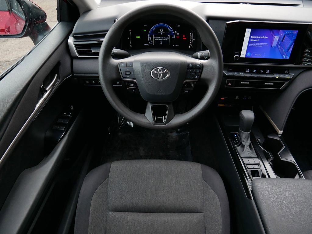 Used 2025 Toyota Camry LE FWD image 12