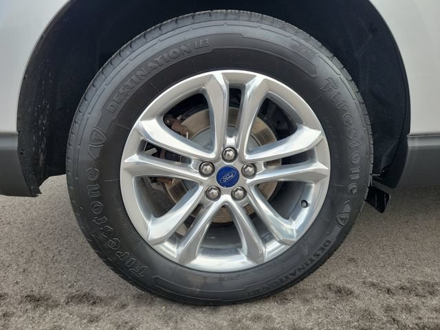 Certified 2018 Ford Edge SEL w/ Equipment Group 201A AWD/4WD image 35
