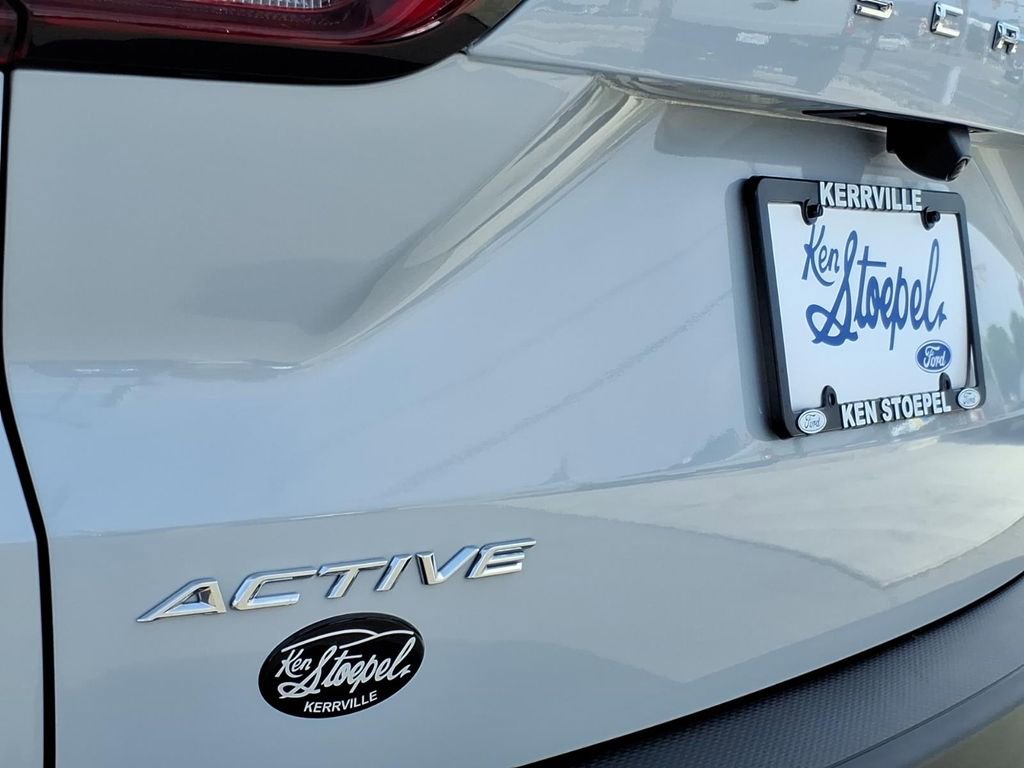 Certified 2025 Ford Escape Active FWD image 8