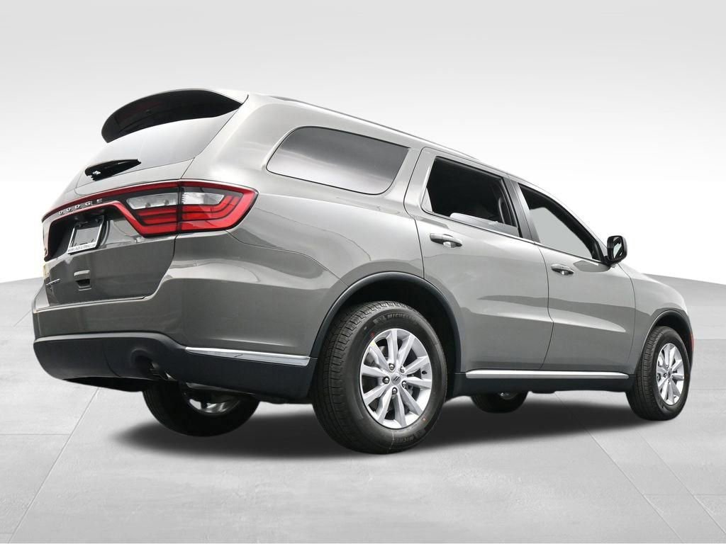 Used 2024 Dodge Durango SXT w/ 3rd Row Seating Group image 15